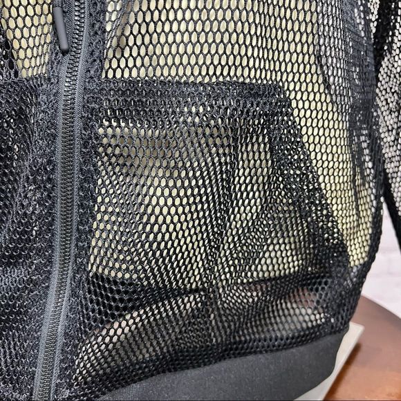 ZUMBA mesh zip up jacket nwt available in medium and large - Picture 8 of 9